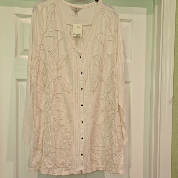 Lucky Brand Tops - Lucky Brand Cream Embroidered Front Button Top, 2x, NWT